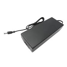 NENERGY 12,6V 3A LI-ION BATTERY CHARGER